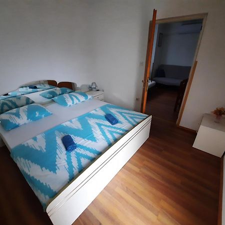 Apartments Brkovic Sukošan Kamer foto