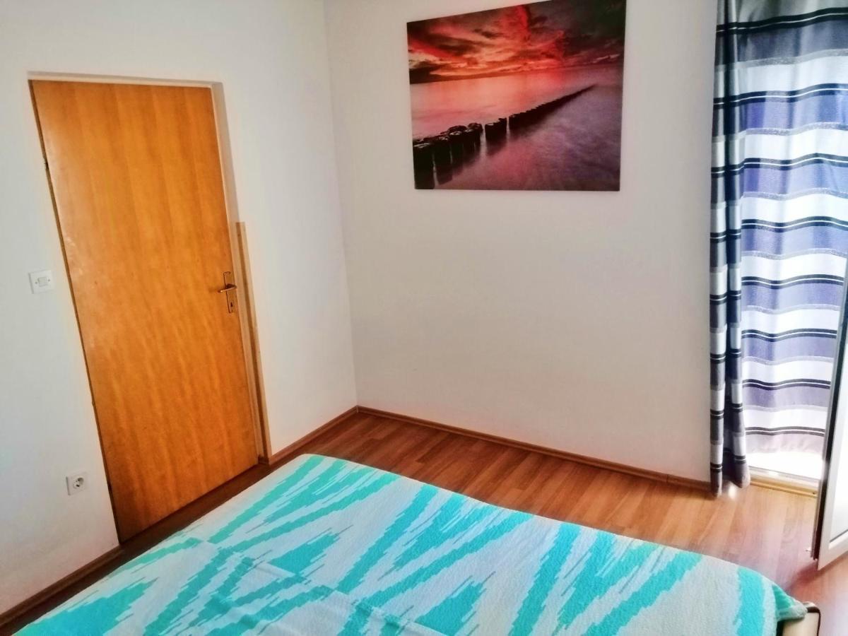 Apartments Brkovic Sukošan Buitenkant foto