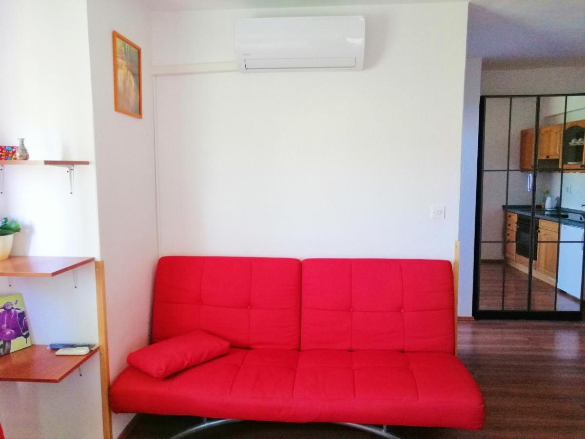 Apartments Brkovic Sukošan Buitenkant foto