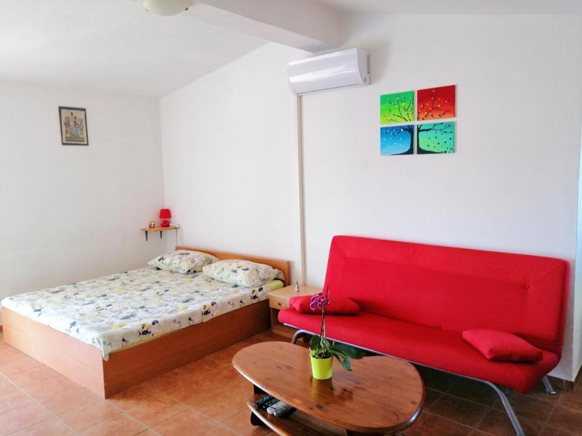 Apartments Brkovic Sukošan Buitenkant foto