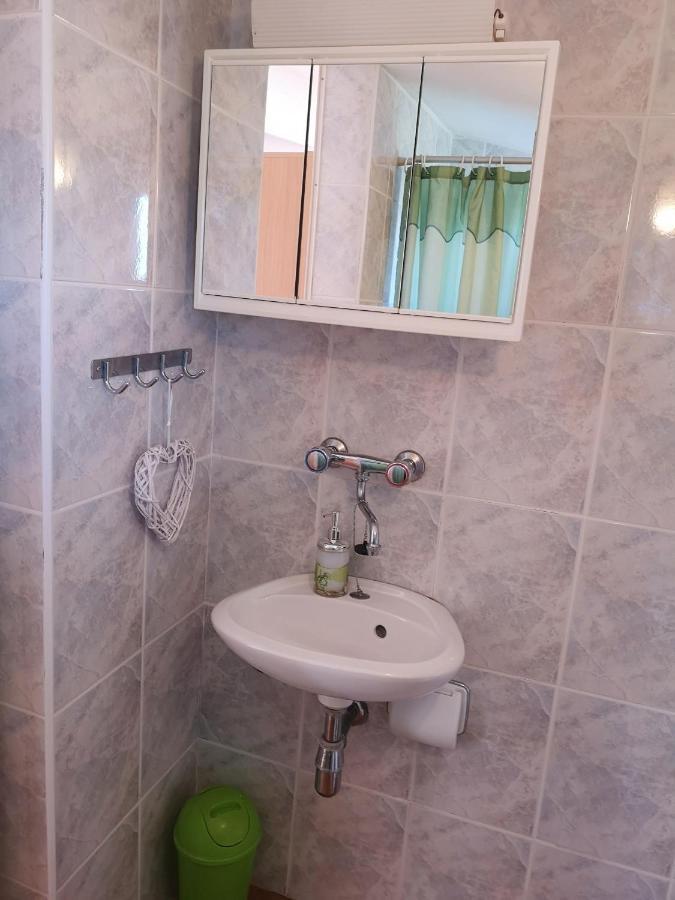 Apartments Brkovic Sukošan Buitenkant foto