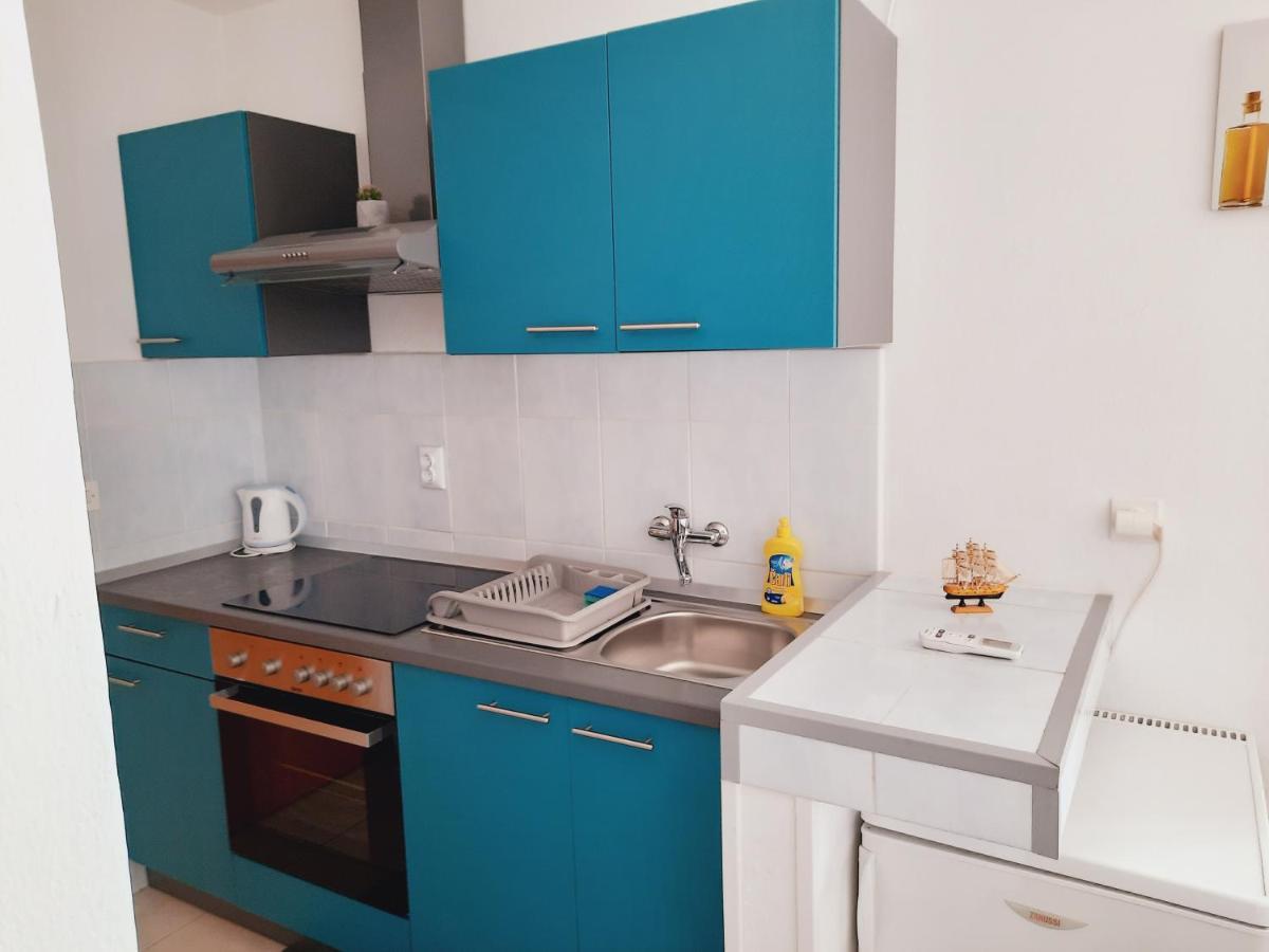 Apartments Brkovic Sukošan Buitenkant foto